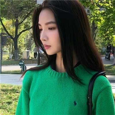 橙色女孩